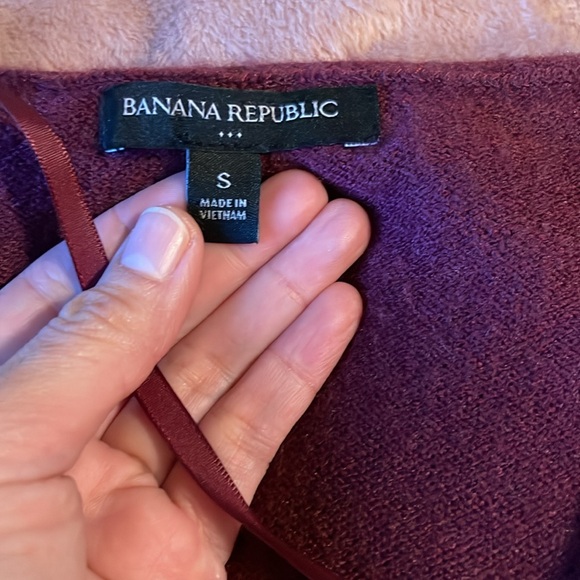 Banana Republic 3 Button Cardigan - Picture 2 of 3